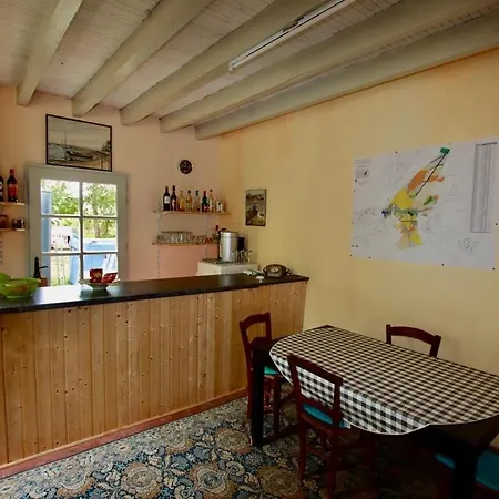 Holiday home Domaine De La Tapie